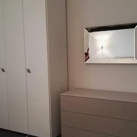 Laura * Diano Marina