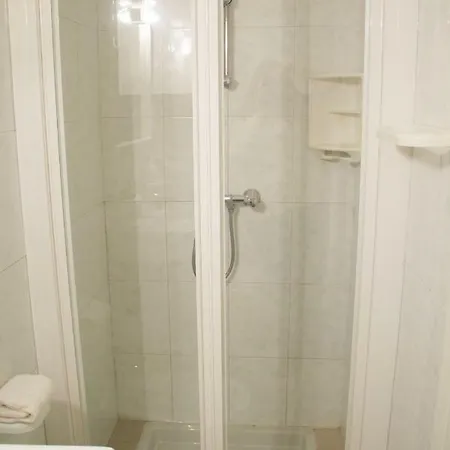 Laura Apartament