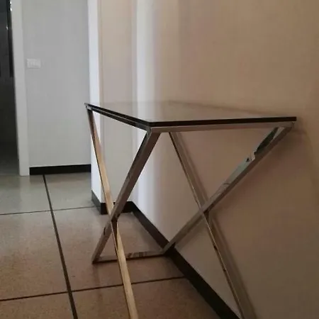 Laura 디아노마리나