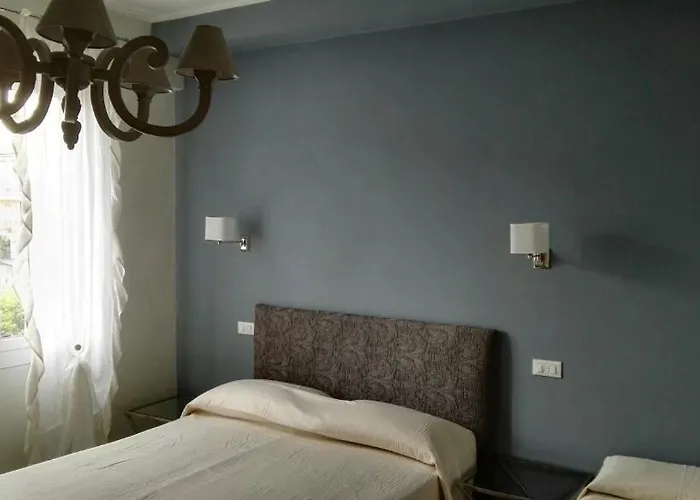 Laura * Diano Marina