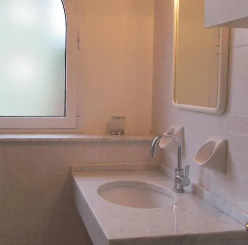 Laura * Diano Marina